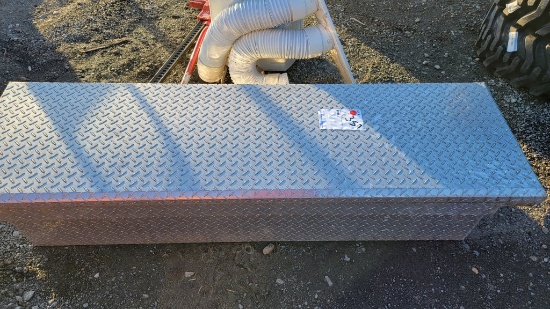 Truck box