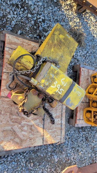 Yale half ton electric hoist