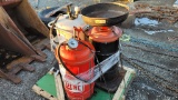Pallet gear oil / drain catch cans