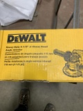 New In Box Dewalt Heavy Duty 4-1/2? Angle Grinder