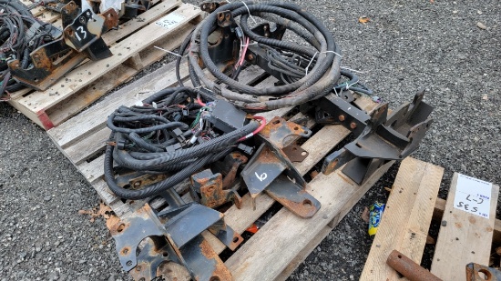 Push plates and wire harness
