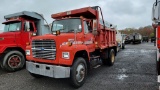 1992 Ford L8000 6 Wheel Dump Truck