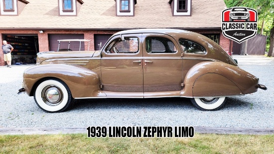1939 Lincoln Zephyr Limo