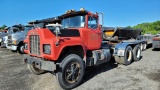 1986 Mack Rd688sx Tractor