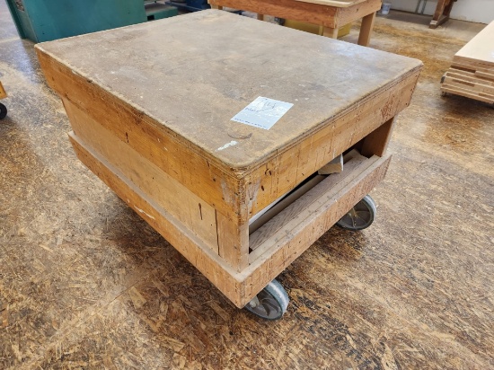 36x40 rolling work table