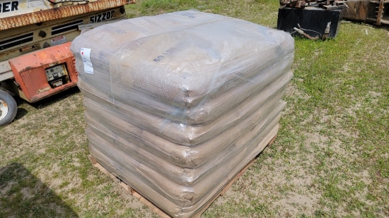 Pallet - Crushed Walnut 50 lb bags