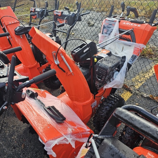 New Ariens Professional 28 inch snowblower