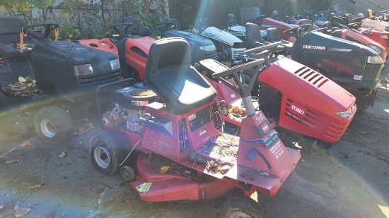 Toro wheel horse mower