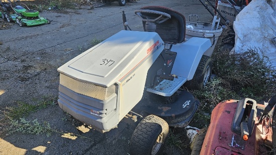 Craftsman 2 Gold Lawn Tractor