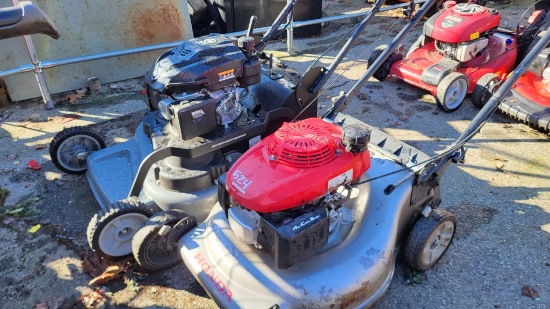 2 mowers