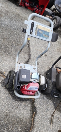 Excell pressure washer frame with 5hp Honda
