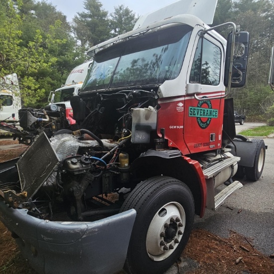 2006 Freightliner tractor