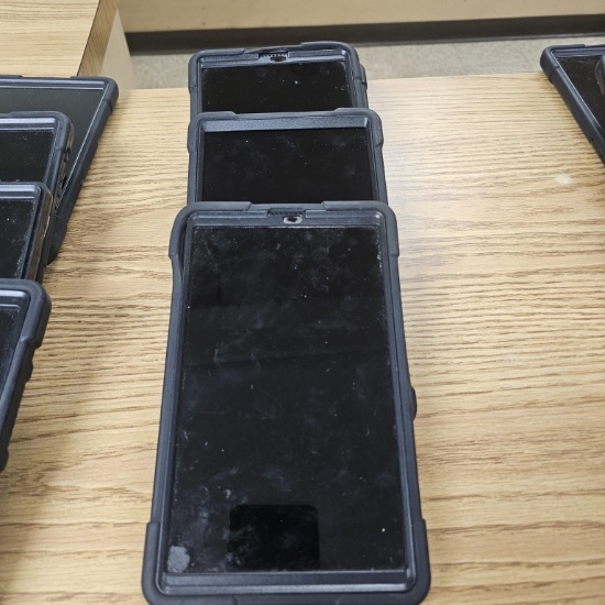 (4) Samsung Galaxy A7 Tables