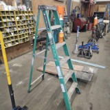 Step ladder