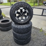 4x Goodyear Wrangler 275 70 18 On Chevy Rims