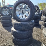 4 x Michelin 275 65 20 on rims