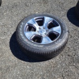 1 x Bridgestone 275 55 20 on Dodge Ram rim