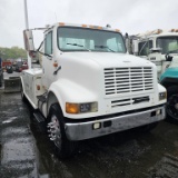 1998 International 8100 M11 Wrecker