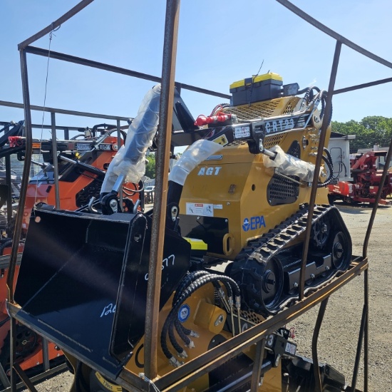 2024 AGT CRT23 Skid Loader