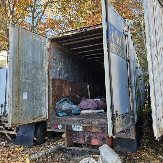 Box trailer