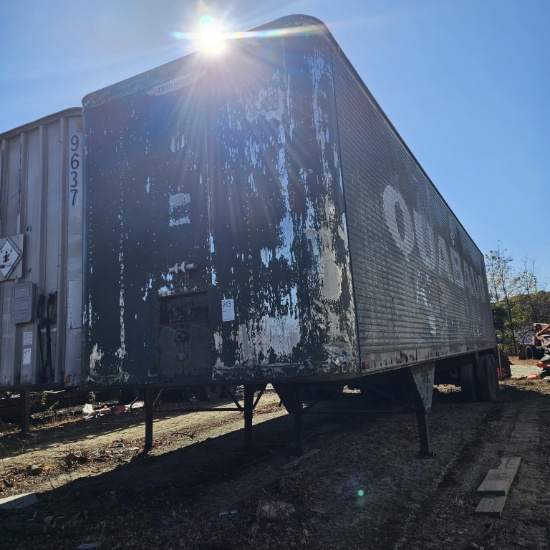 Trailmobile Box Trailer