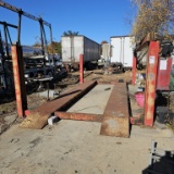 Four post lift
