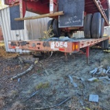 Fruehauf flatdeck trailer