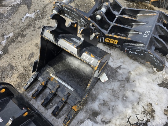 New 24in Digging Bucket