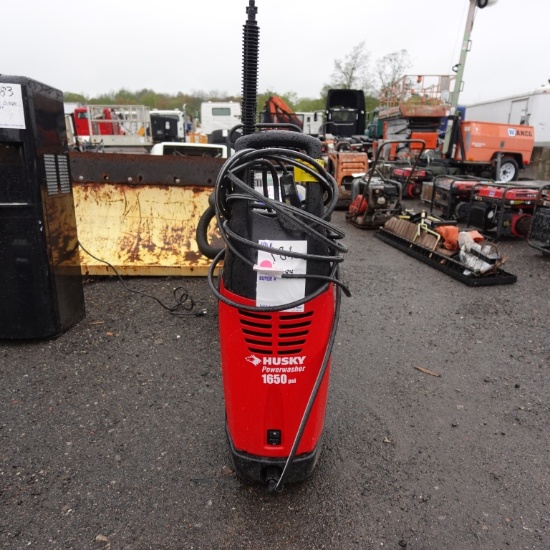 Husky 1650 PSI Powerwasher