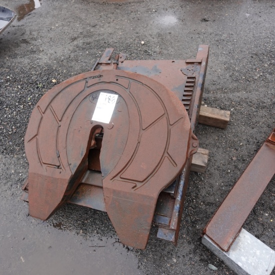 Fifth Wheel Hitch Assembly