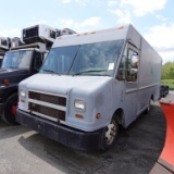 2004 Freightliner MT 35 Delivery Truck