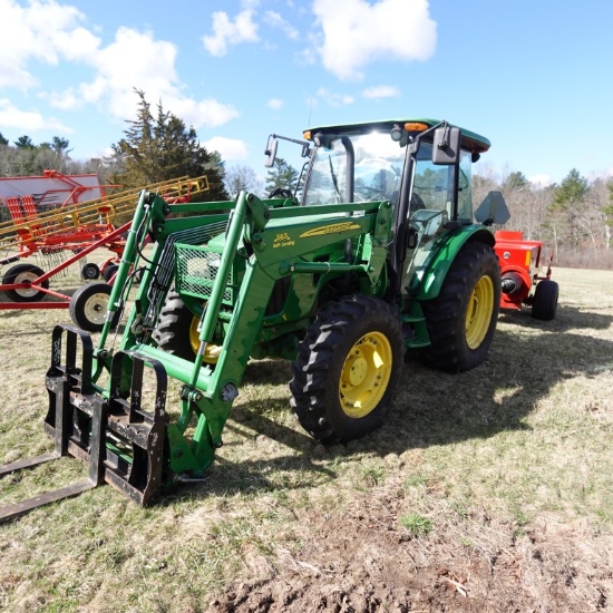 2010 John Deere 5085 M Tractor