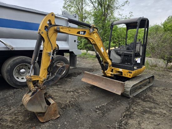 Cat 302.7dcr Mini Excavator
