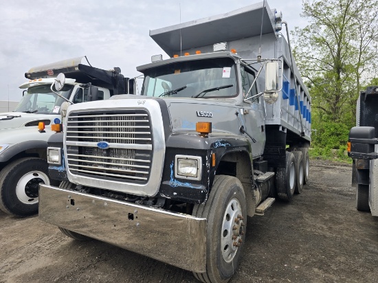 1995 Ford L9000 Tri-axle Dump Truck