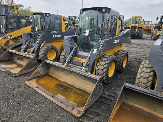 2023 John Deere 324g Skidsteer