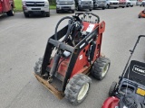 Toro Dingo 220