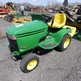 John Deere Gt225 Riding Mower W/rototiller