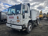 2006 Sterling Elgin Sc-8000 Whirlwind Sweeper