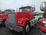 2017 Western Tractor 4900 Tractor