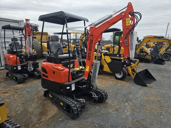 New Agt Nt18k Kubota Diesel 1.5 Ton Mini Excavator