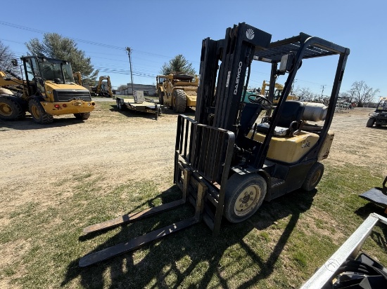 Daewoo G25e Lp 5000lbs Forklift