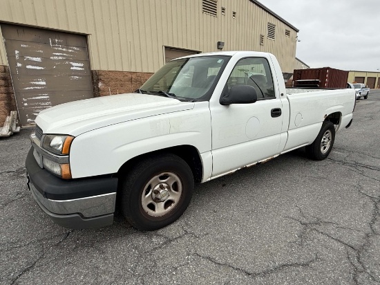 2004 Chevy Silverado 1500 Pick Up
