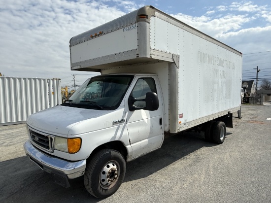 2007 Ford E450 Box Truck