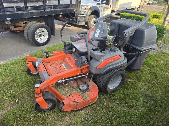 Husqvarna Ztr Z560x Zero Turn Mower W/ Bagger