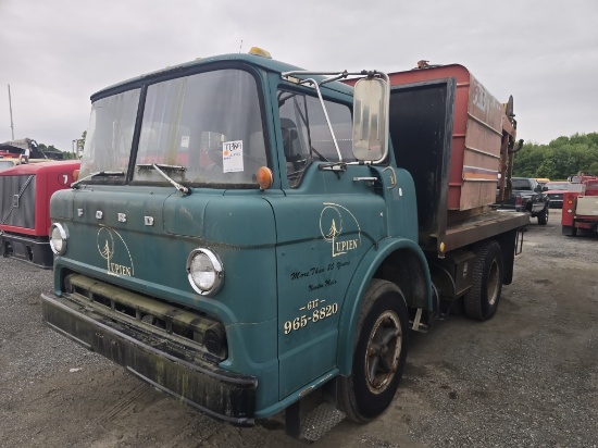 1979 Ford Cab Over Flatbed With Tree Sprayer