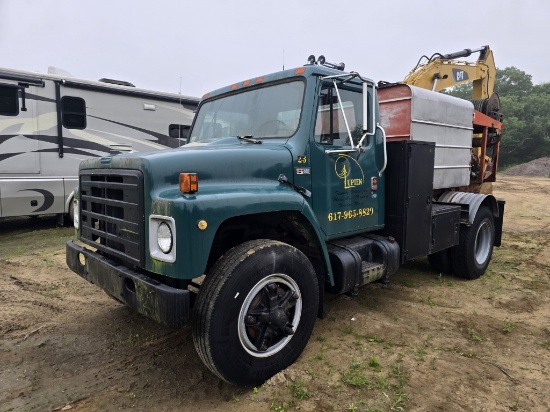 1987 International 1854 Tree Spray Truck