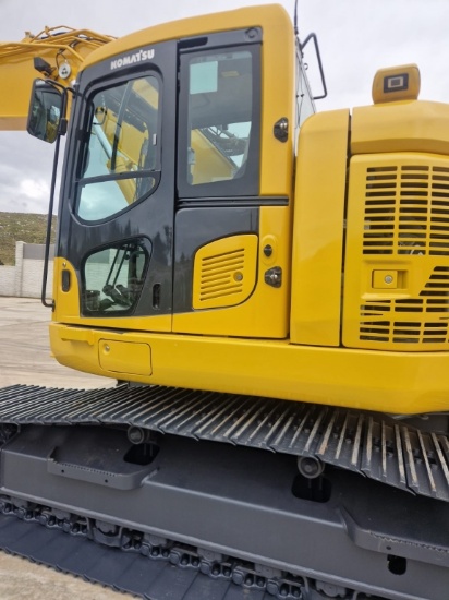 2021 Komatsu Pc228uslc-11 Excavator