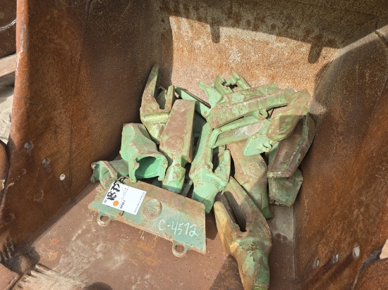 Lot Bucket Teeth, Shanks, Side Cutters