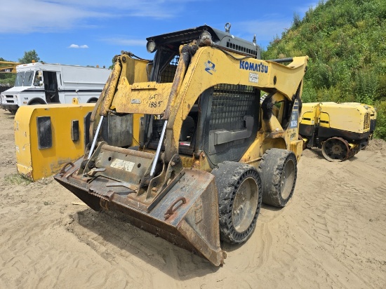 Komatsu Sk1026-5n Skidsteer