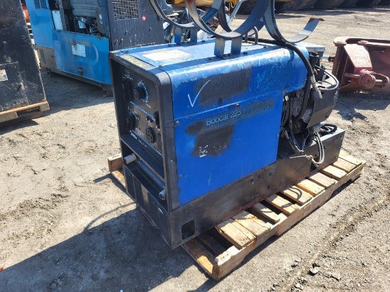 Bobcat 225 Welder